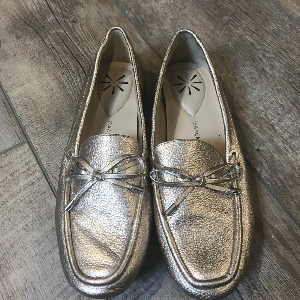 Isaac Mizrahi Metallic Gold Loafers Sz 7